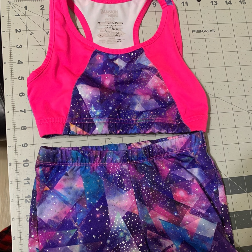 Danskin. Two piece gymnastics outfit. Girls 6x.